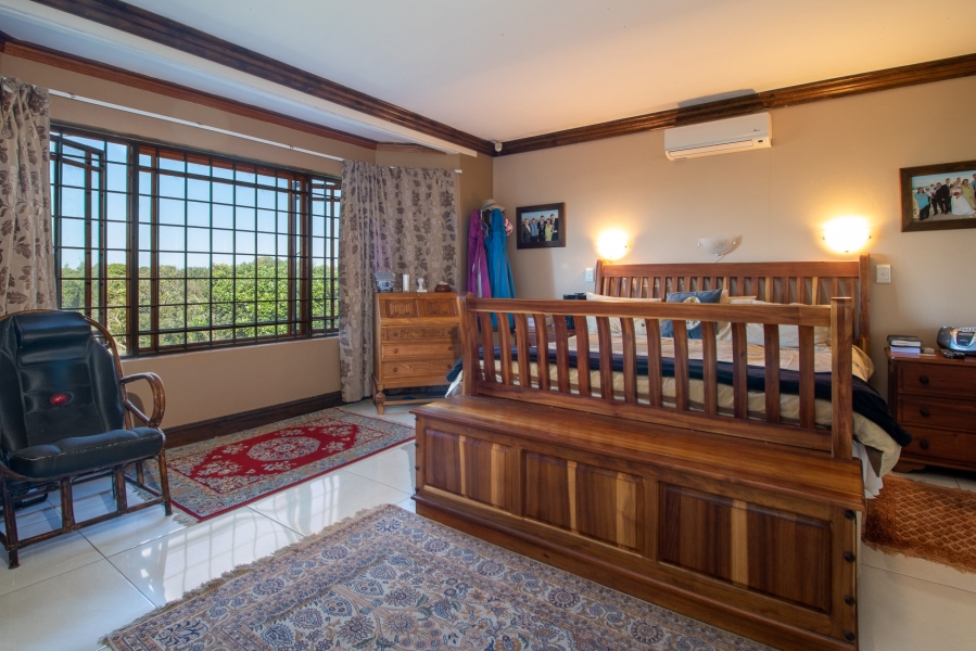 4 Bedroom Property for Sale in West Beach Eastern Cape
